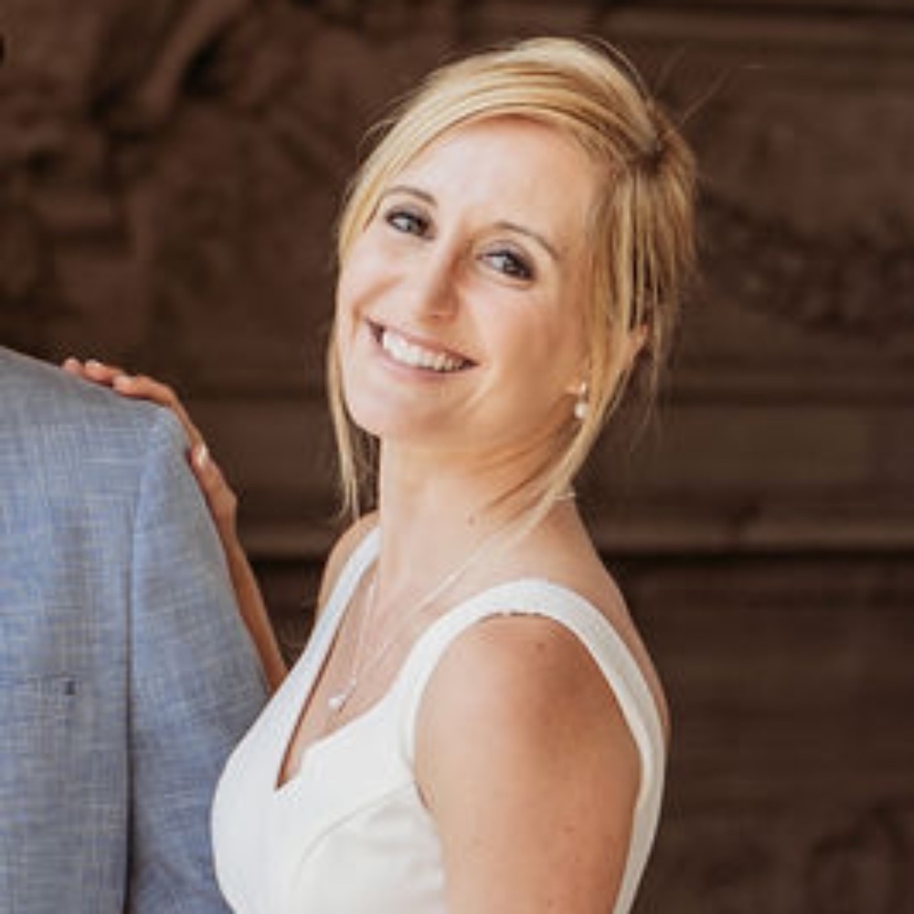 Meet your Posher, Eliza